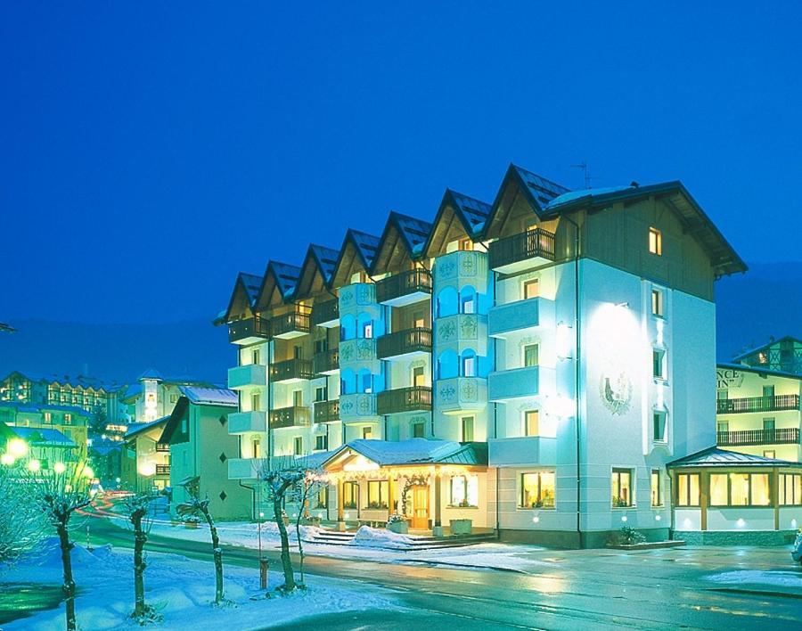 Hotel Rosa Alpina Andalo Luaran gambar